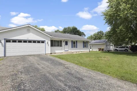 1141 Arnold Avenue Rockford IL 61108