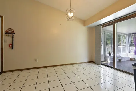 1141 Arnold Avenue Rockford IL 61108