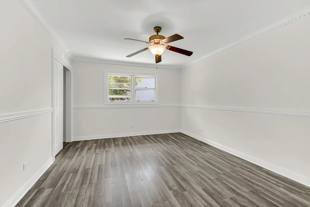3252 87TH Street Darien IL 60561
