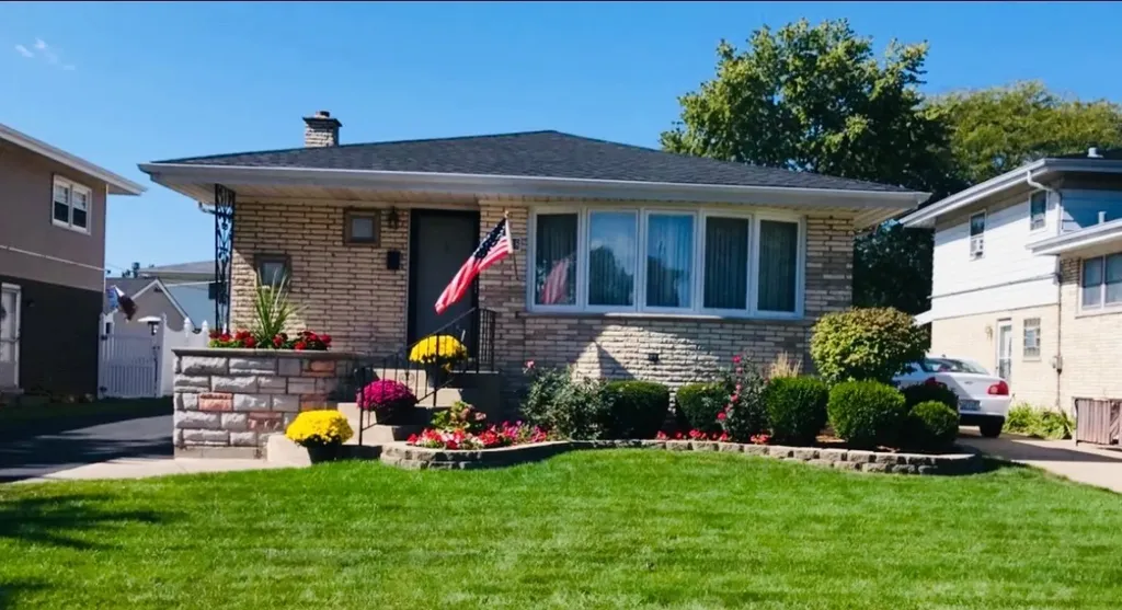 10828 South Kilbourn Avenue Oak Lawn IL 60453