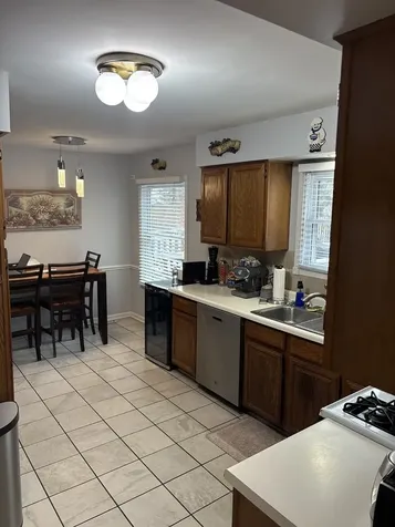 1730 Tanglewood Drive Algonquin IL 60102