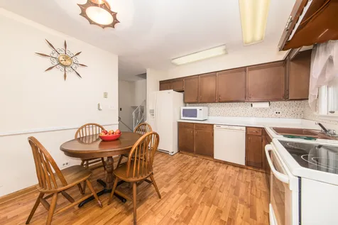 1469 Webster Lane Des Plaines IL 60018