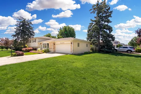 1469 Webster Lane Des Plaines IL 60018