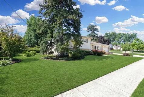 1469 Webster Lane Des Plaines IL 60018