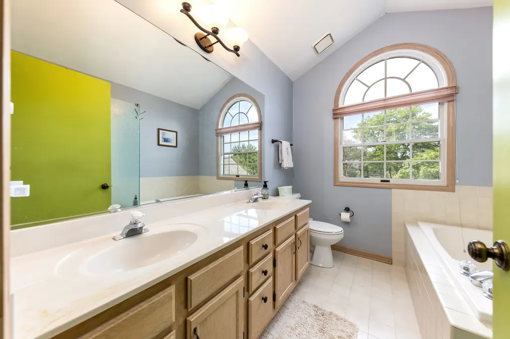 2845 Water Tower Lane Darien IL 60561