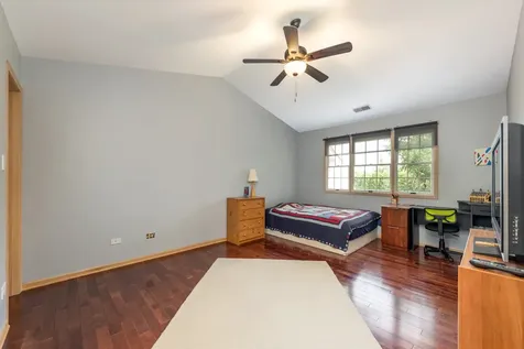 2845 Water Tower Lane Darien IL 60561