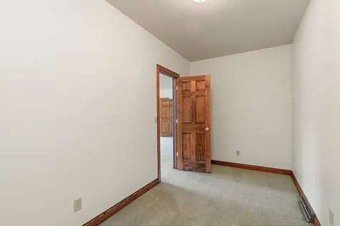2026 16TH Avenue Rockford IL 61104