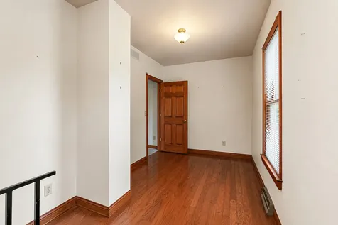 2026 16TH Avenue Rockford IL 61104