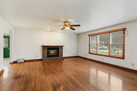 2026 16TH Avenue Rockford IL 61104
