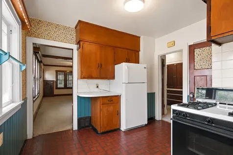 2026 16TH Avenue Rockford IL 61104