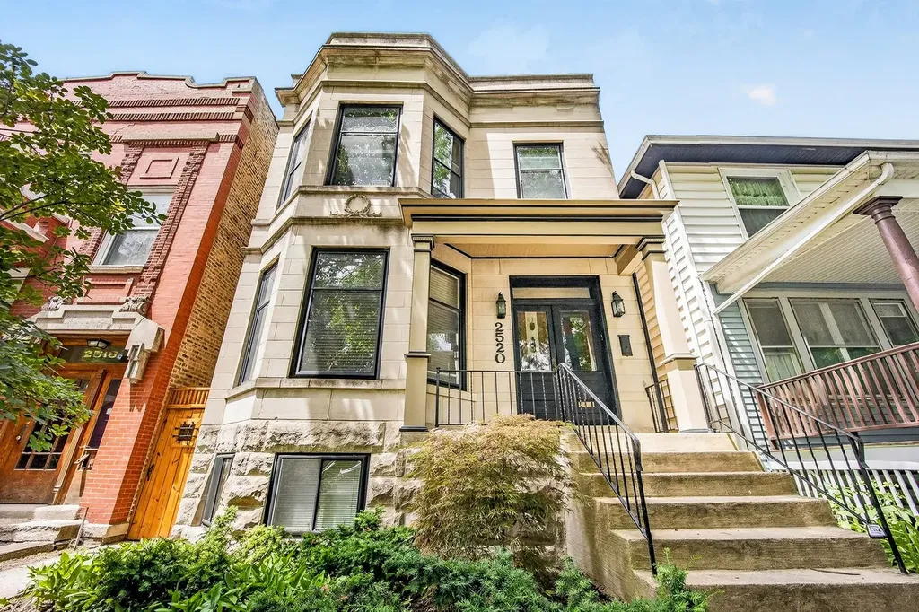 2520 North Saint Louis Avenue Chicago IL 60647