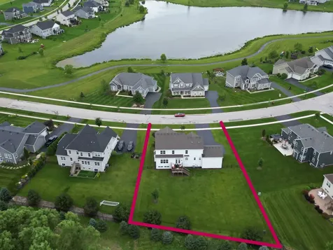39W466 Norton Lake Drive Campton Hills IL 60175