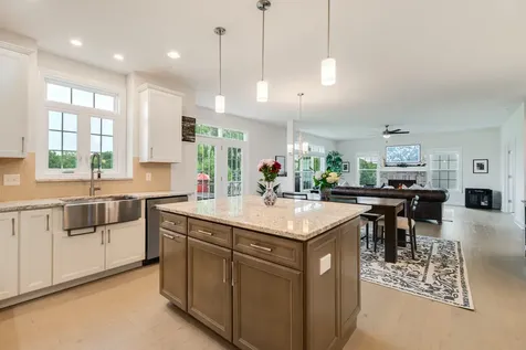 39W466 Norton Lake Drive Campton Hills IL 60175
