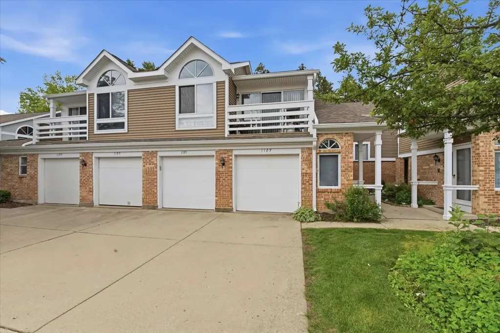 1123 Courtland Drive Buffalo Grove IL 60089