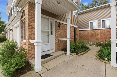 1123 Courtland Drive Buffalo Grove IL 60089
