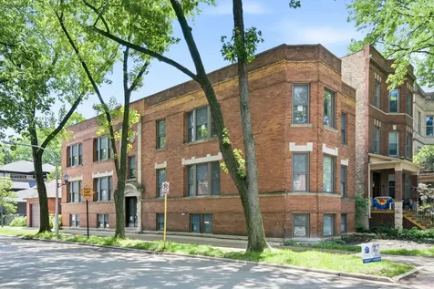 1351 West Balmoral Avenue Chicago IL 60640