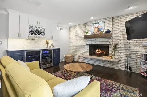 350 Meadowlark Road Bloomingdale IL 60108