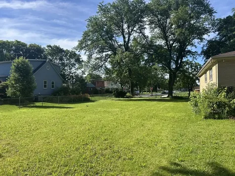 8326 45TH Place Lyons IL 60534