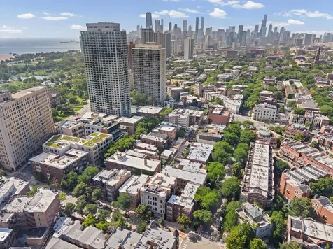 350 West Dickens Avenue Chicago IL 60614
