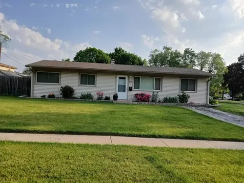 18468 West Meadow Lane Gurnee IL 60031