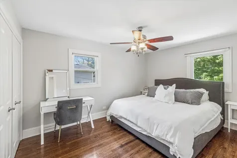 4432 Wilson Avenue Downers Grove IL 60515