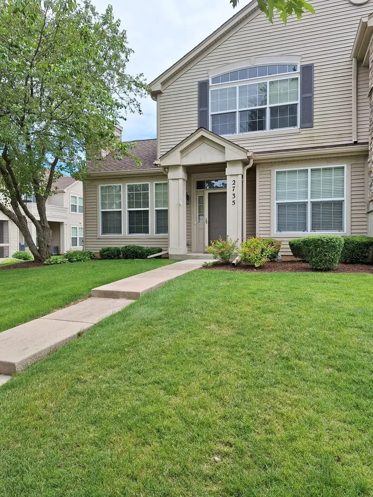 2735 Acorn Court West Dundee IL 60118