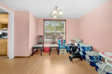 5172 East Center Street Bourbonnais IL 60914