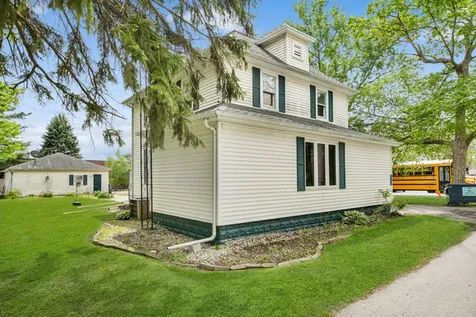 5172 East Center Street Bourbonnais IL 60914