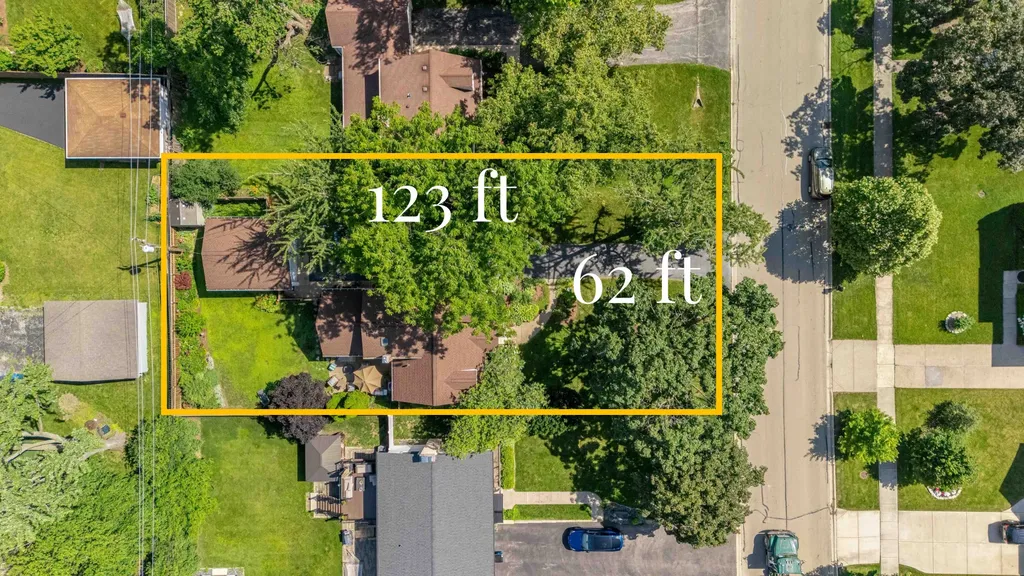 725 North County Line Road Hinsdale IL 60521