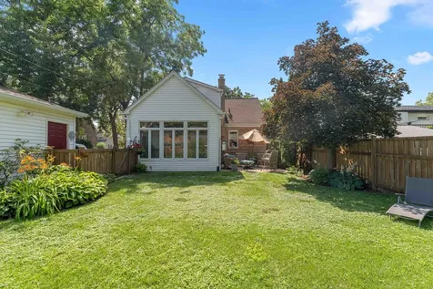 725 North County Line Road Hinsdale IL 60521
