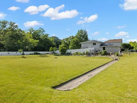 903 Prescott Drive Joliet IL 60432