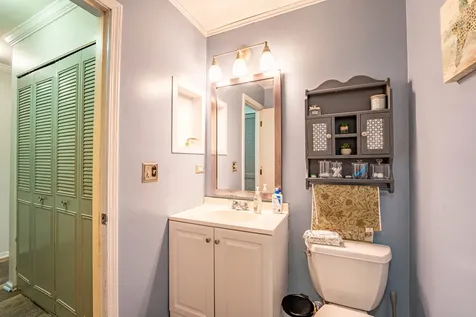 2S677 Wembly Drive Warrenville IL 60555