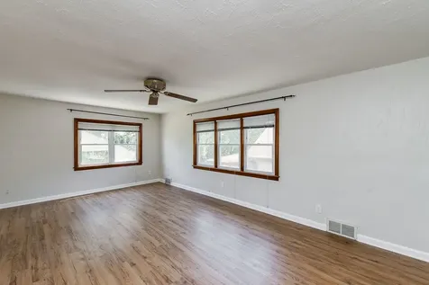 716 Walnut Street Lemont IL 60439