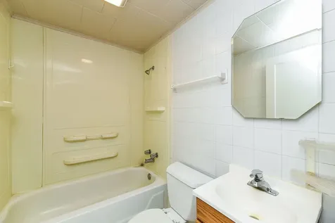 716 Walnut Street Lemont IL 60439