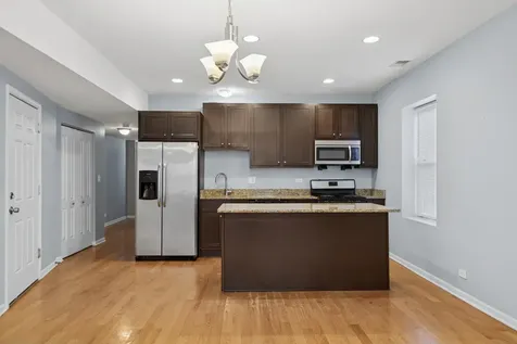 9222 South Laflin Street Chicago IL 60620