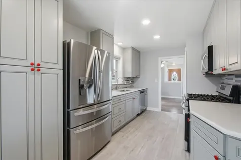6936 West Oakton Court Niles IL 60714