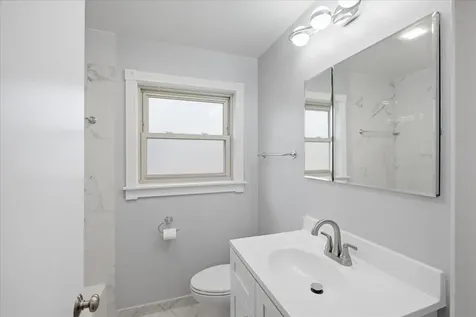 6936 West Oakton Court Niles IL 60714