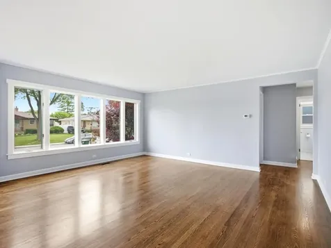 6936 West Oakton Court Niles IL 60714