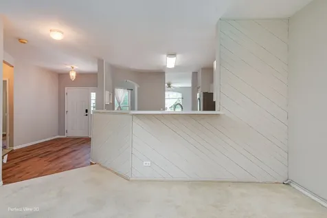 404 Cascade Lane Oswego IL 60543