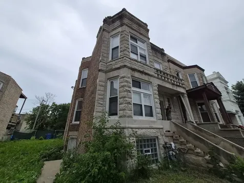 4126 West Adams Street Chicago IL 60624