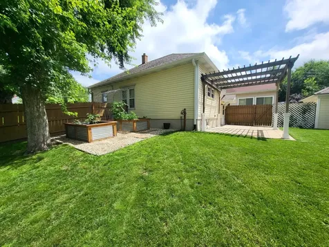 107 East 1st Street Streator IL 61364