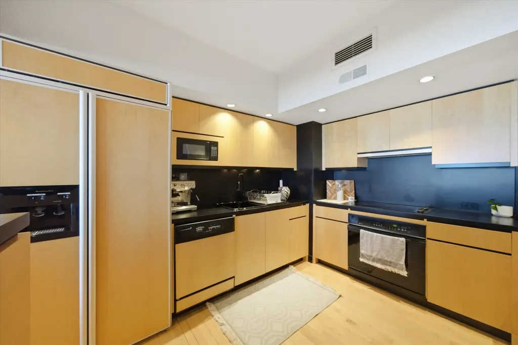 175 East Delaware Place Chicago IL 60611