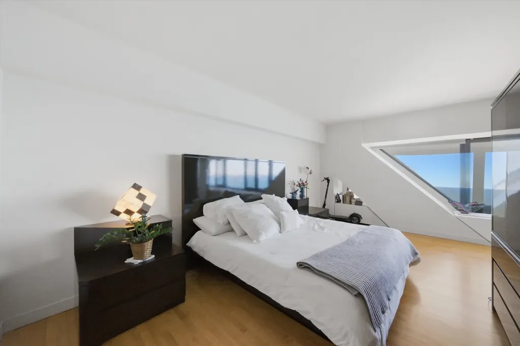 175 East Delaware Place Chicago IL 60611