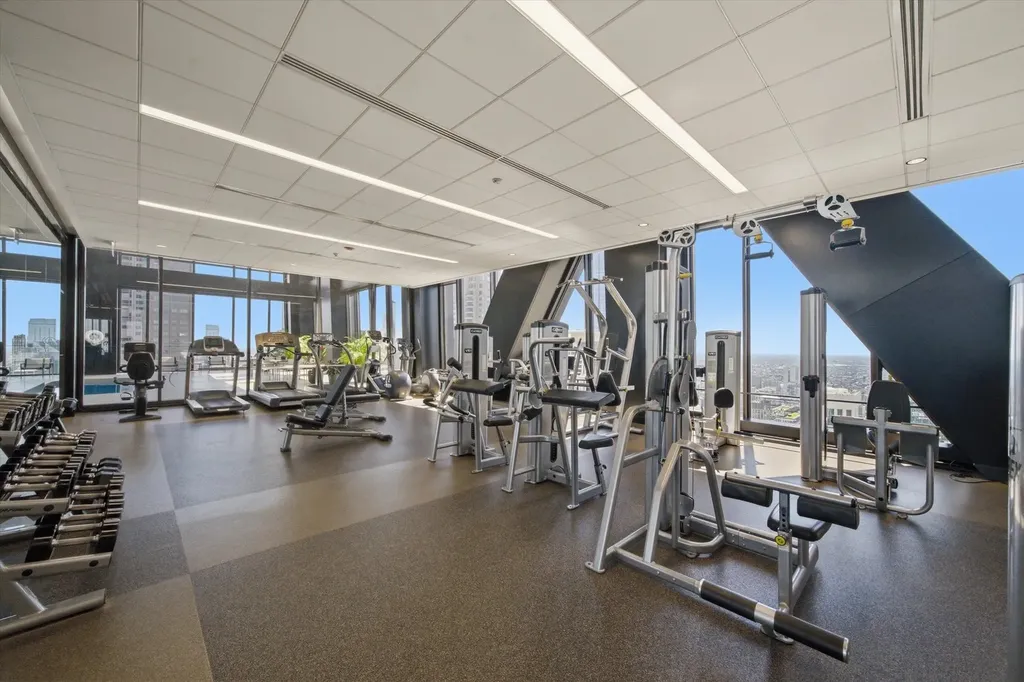 175 East Delaware Place Chicago IL 60611