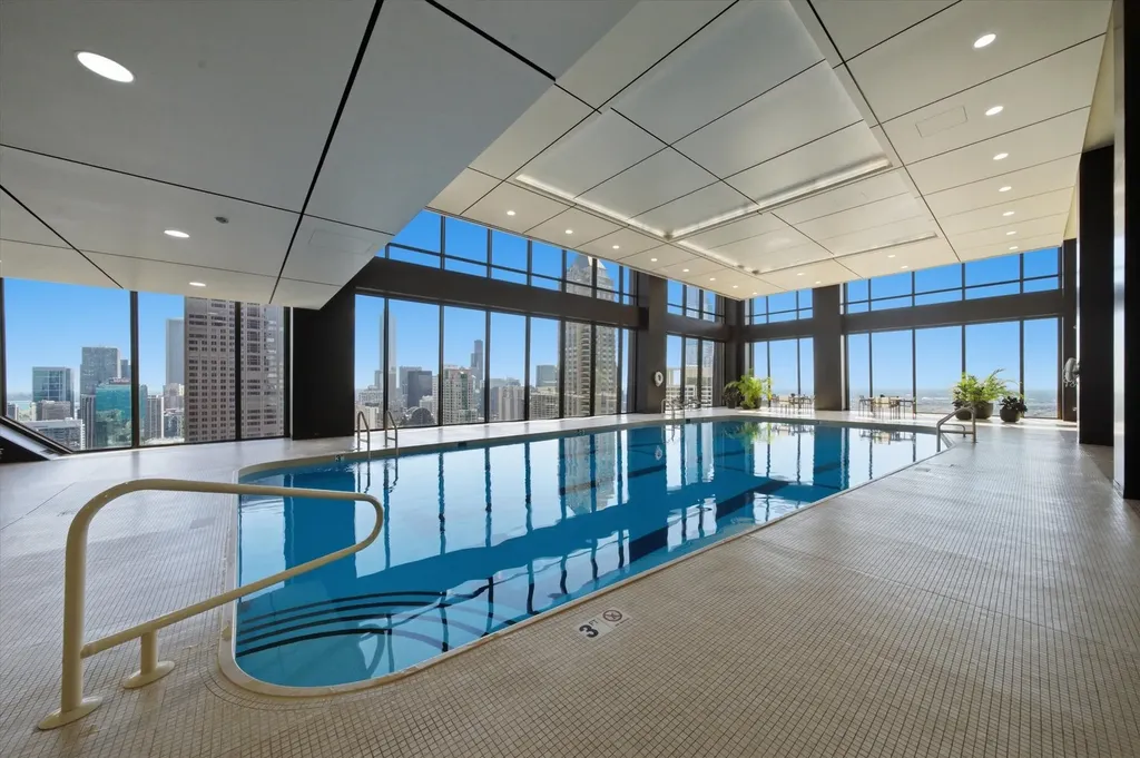 175 East Delaware Place Chicago IL 60611