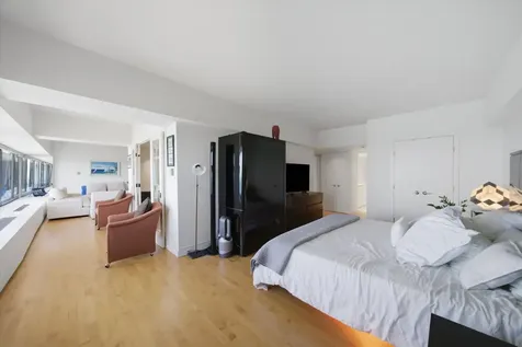 175 East Delaware Place Chicago IL 60611