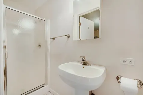 9101 South Hoyne Avenue Chicago IL 60643