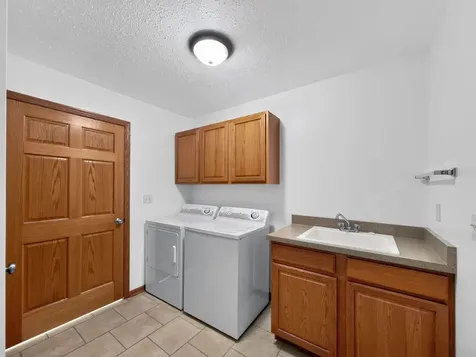 533 Brant Circle Dekalb IL 60115