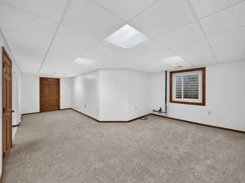 533 Brant Circle Dekalb IL 60115