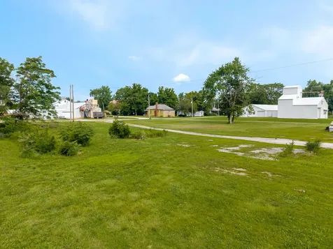 Lot 1 S Washington Street Salem IL 62881